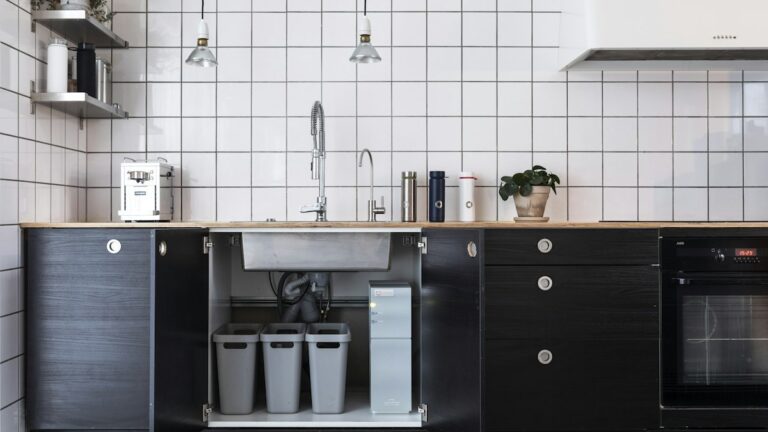 Simple Home Energy and Water Conservation Habits That Cut Utility Bills and Carbon Footprints Home Energy and Water Conservation Habits
